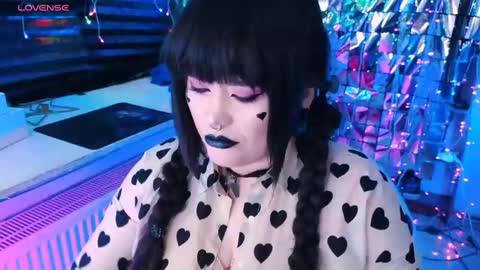 Laura  online show from February 23, 10:38 pm