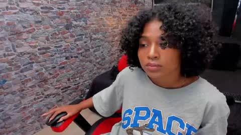 wild_firee_ online show from July 28, 6:20 pm