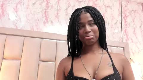 wild_firee_ online show from October 30, 7:48 pm