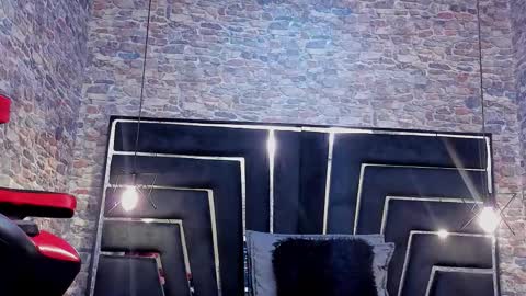 wild_firee_ online show from February 26, 7:57 pm