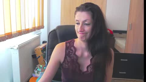 Bea online show from February 11, 8:05 am