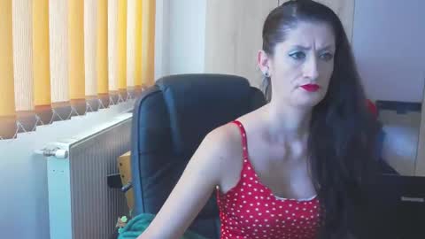 Bea online show from February 15, 9:05 am