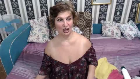 ask me  online show from December 22, 6:16 am