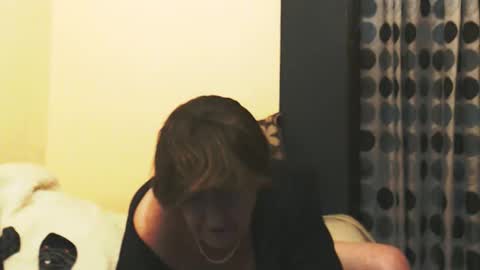 WildRedCat online show from October 18, 8:43 pm