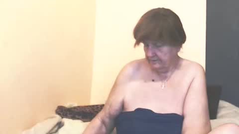 WildRedCat online show from March 12, 11:57 am