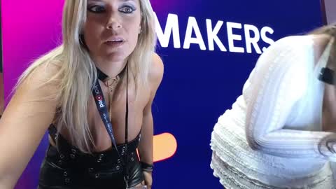 Lili online show from September 25, 10:03 am