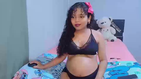  Winnifer Gonzalez  online show from September 12, 4:02 am