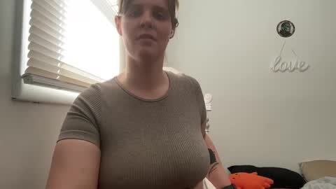 Moth online show from January 9, 4:49 pm