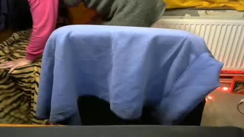 wleslymosw online show from December 18, 7:41 pm