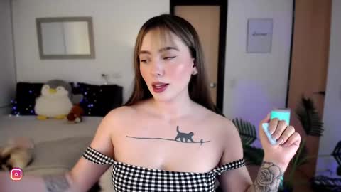   online show from December 3, 2:45 am