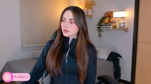   online show from December 3, 3:42 am