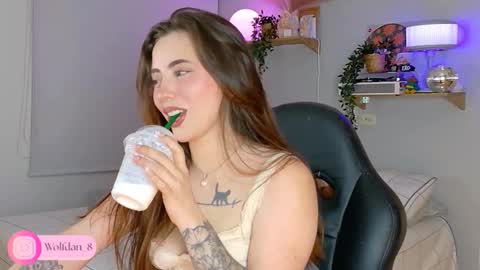   online show from November 18, 3:07 am