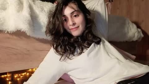 Stia online show from February 17, 2:49 pm