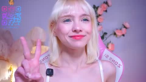 wow_angel online show from June 23, 5:38 am
