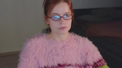 Rebecy online show from November 6, 1:28 pm