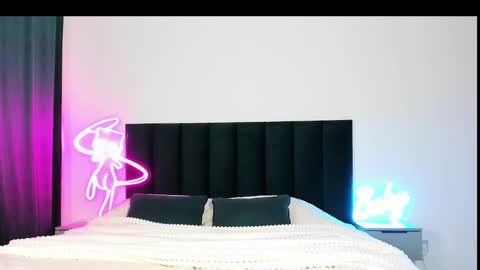 Emi online show from March 12, 5:02 am