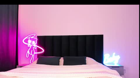 Emi online show from March 11, 5:02 am