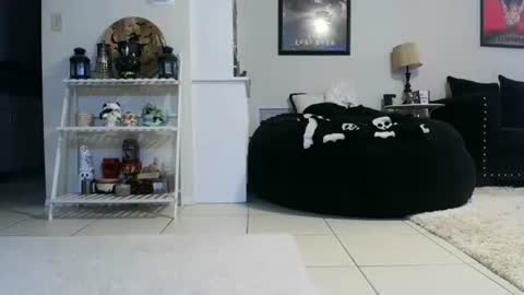 Crystal Lake online show from September 9, 5:07 am