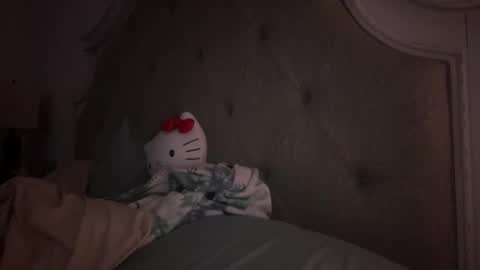 Mariah  online show from January 26, 6:07 am