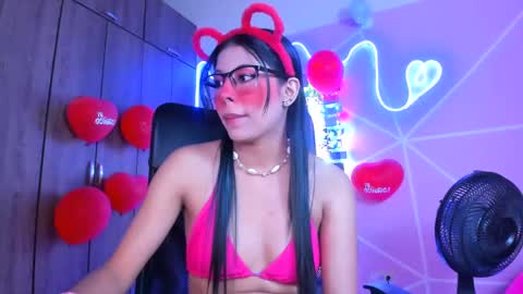 XALLYSONX online show from February 18, 11:33 am