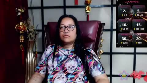 xander_taylor_ online show from July 16, 11:48 am