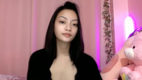 Sachi Cy online show from February 10, 2:59 pm