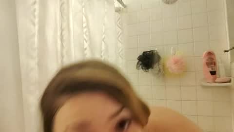 xkittymeowz online show from February 1, 3:27 am