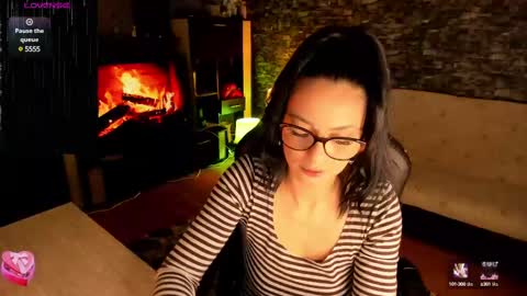 Lara online show from March 12, 8:31 pm