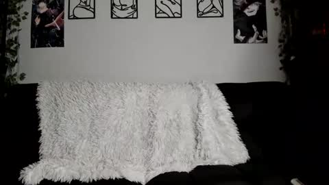   online show from February 7, 7:18 am