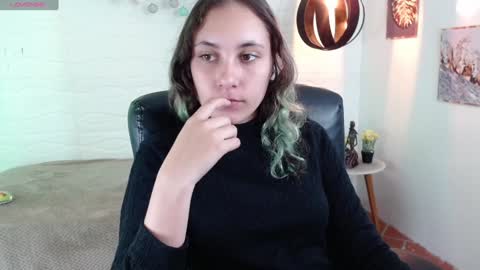 lunna online show from January 6, 1:41 pm