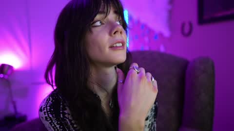 Bella Bondai online show from January 29, 11:09 am