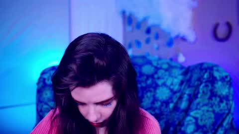 Bella Bondai online show from September 26, 5:49 am