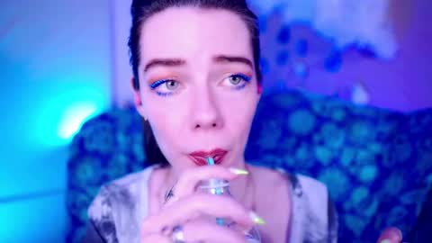 Bella Bondai online show from September 10, 1:49 am