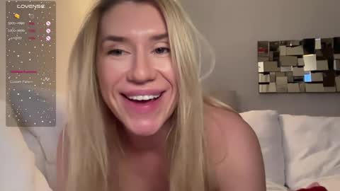 jenn online show from March 10, 12:29 am