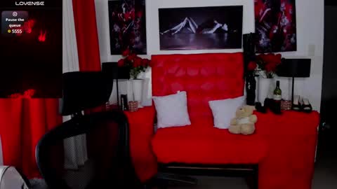 xxslutty kim online show from February 10, 2:52 am