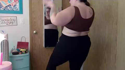 Strawberry Jane online show from February 9, 2:06 am