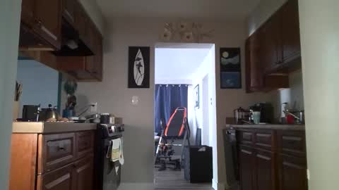 Lola online show from March 31, 9:04 pm