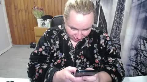 Lana online show from February 28, 7:46 pm