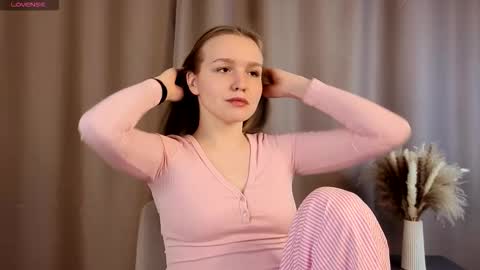 Kate online show from October 18, 2:09 pm