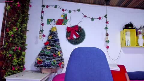 Yasemin online show from December 30, 7:11 pm