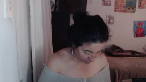 yasmin_love85 online show from October 14, 5:59 pm