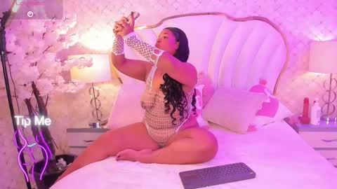  YazminJenner  online show from March 4, 6:09 am