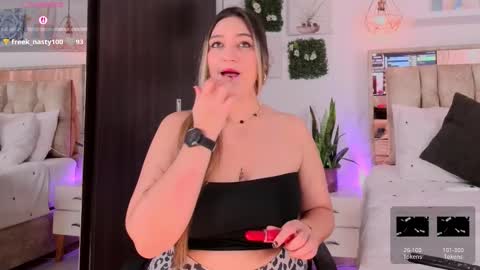 yellow_lily online show from February 24, 5:00 pm