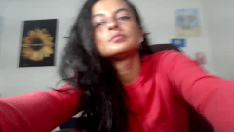 Yemaya 28 online show from October 18, 7:44 am