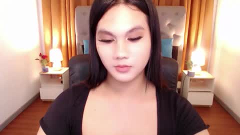 Yen online show from October 27, 9:09 pm