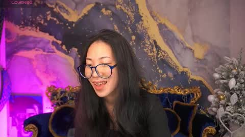 yennstar online show from February 22, 8:54 pm