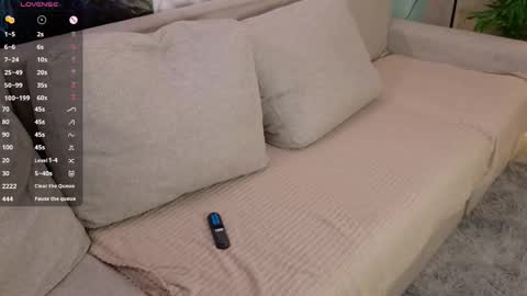 yesgivemecum online show from November 17, 3:02 pm