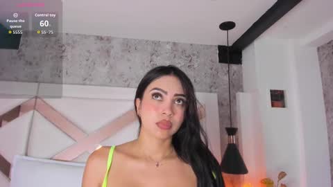 Yessica online show from September 11, 1:55 pm