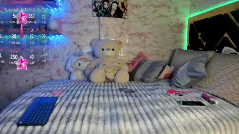 lucy online show from March 2, 2:40 am