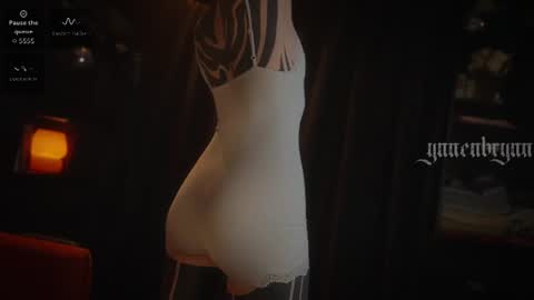 ynnenbrynn online show from July 21, 10:49 am